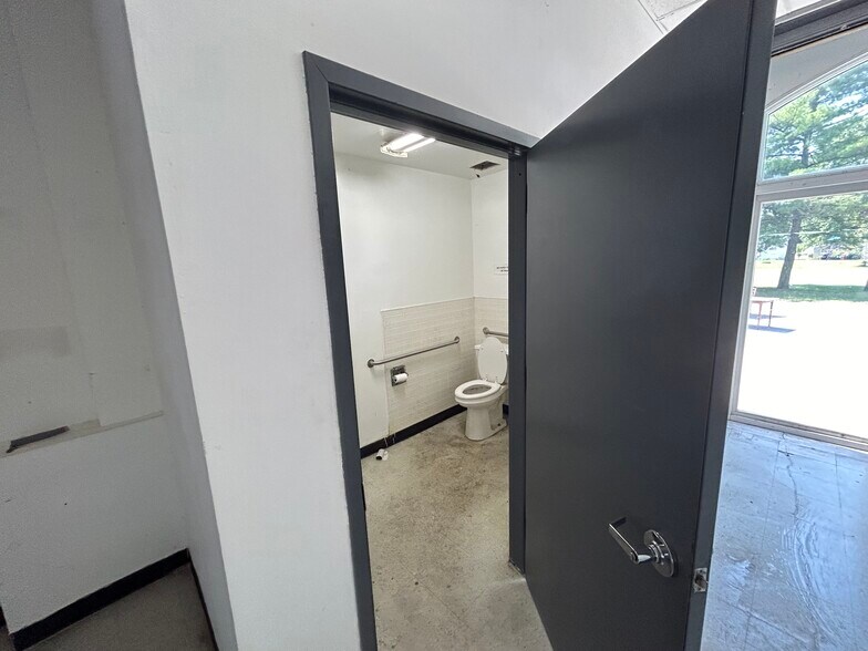 More Photos Of 3001-3015 Mountain Rd, Pasadena Unknown For Lease