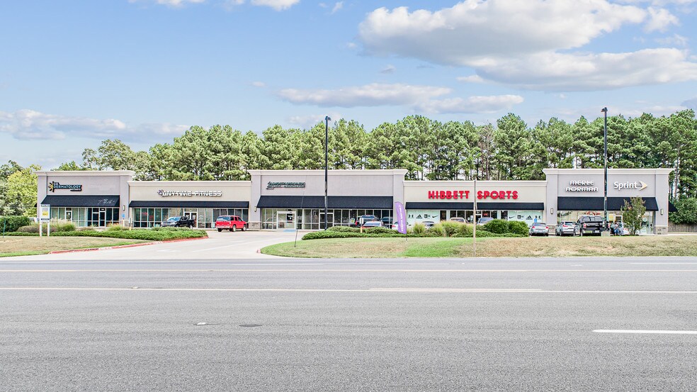 More Photos Of 1806 East End Blvd N, Marshall General Retail For Lease