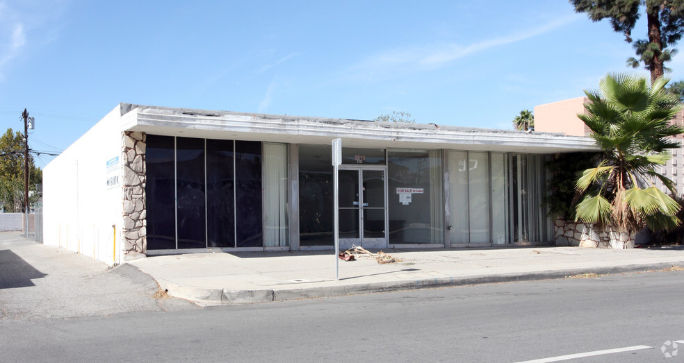 Primary Photo Of 2310-2314 N Sierra Way, San Bernardino Office For Lease