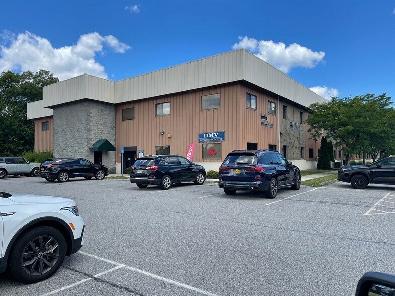 More Photos Of 29 Marshall Rd, Wappingers Falls Office For Lease