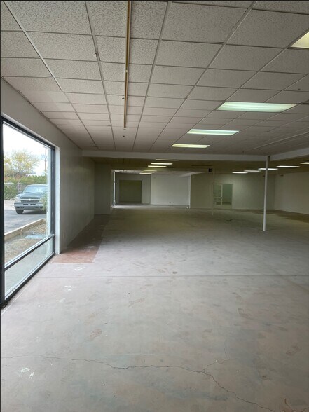 More Photos Of 4221 E Thomas Rd, Phoenix Freestanding For Sale