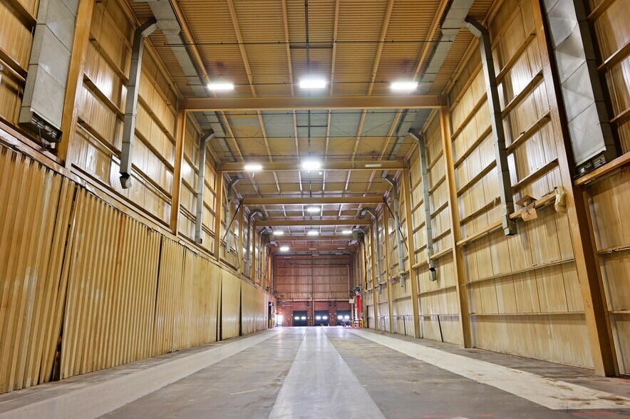 More Photos Of 7500 US 11 W, Rogersville Manufacturing For Lease