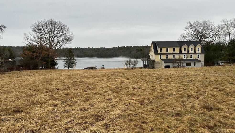 Primary Photo Of 172 Airport Rd, Yulan Hotel For Sale