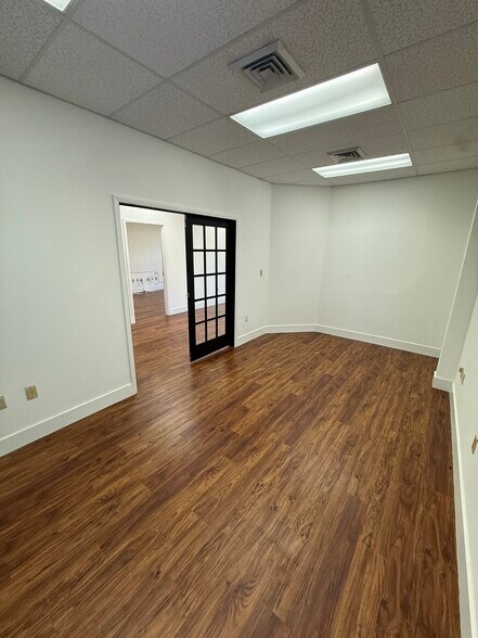 More Photos Of 602 S Military Trl, Deerfield Beach Unknown For Lease
