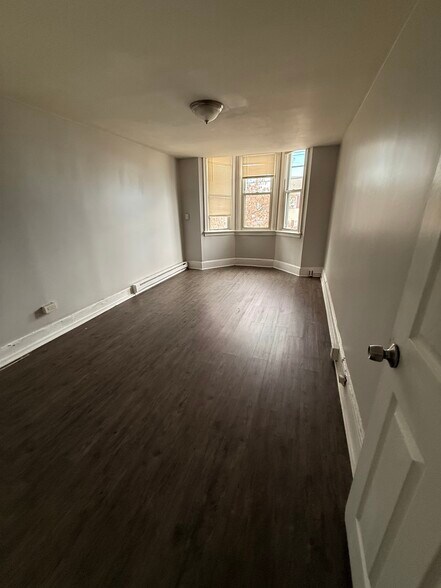 More Photos Of 276-278 Hillcrest Ave, Trenton Apartments For Sale