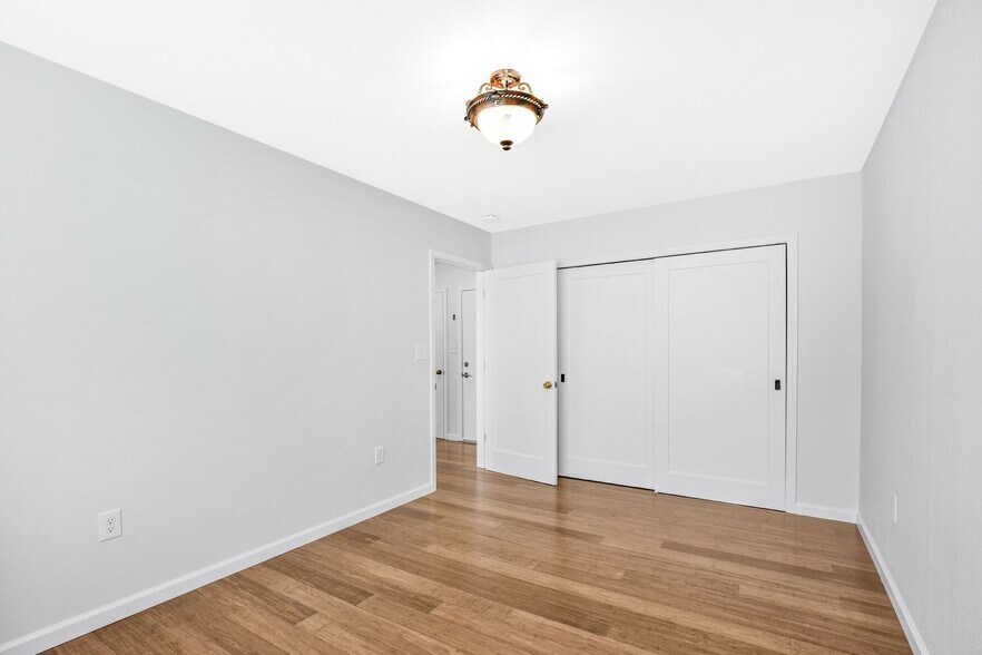 More Photos Of 1919 Curtis St, Berkeley Apartments For Sale