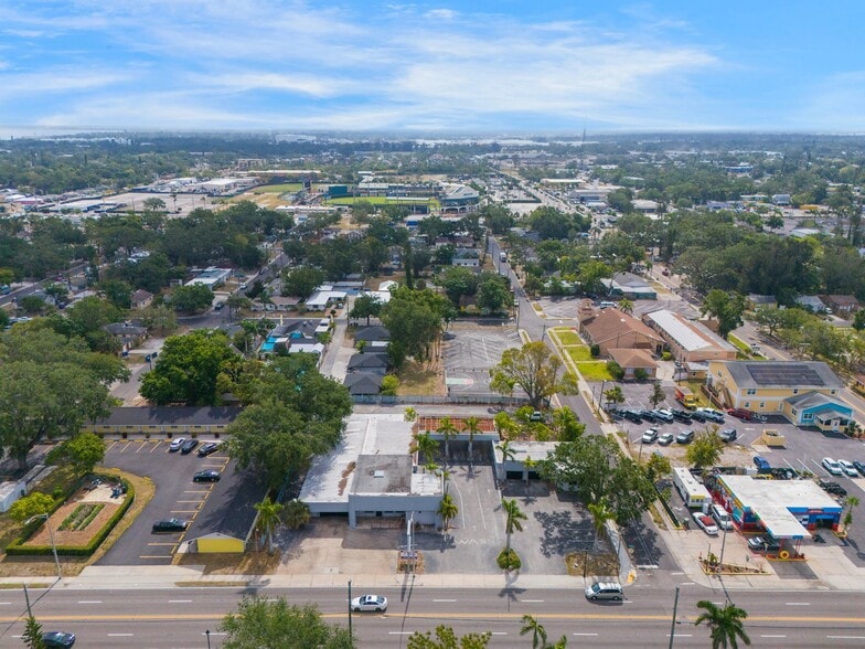 More Photos Of 1505 Tamiami Trl W, Bradenton Freestanding For Lease