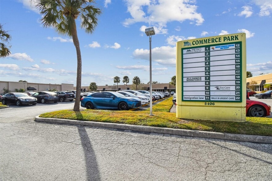 More Photos Of 5404 Hoover Blvd, Tampa Medical For Sale