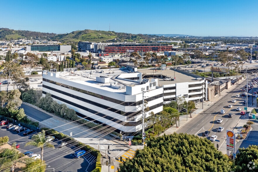 More Photos Of 3000 S Robertson Blvd, Los Angeles Loft Creative Space For Sale