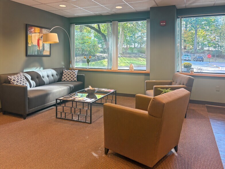 More Photos Of 35 Village Rd, Middleton Coworking Space