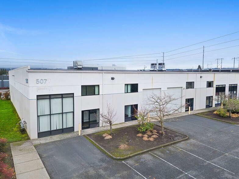 More Photos Of 5070 NE 59th Ave, Hillsboro Warehouse For Lease