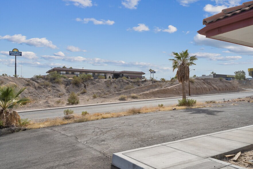 More Photos Of 1400 J St, Needles Restaurant For Sale