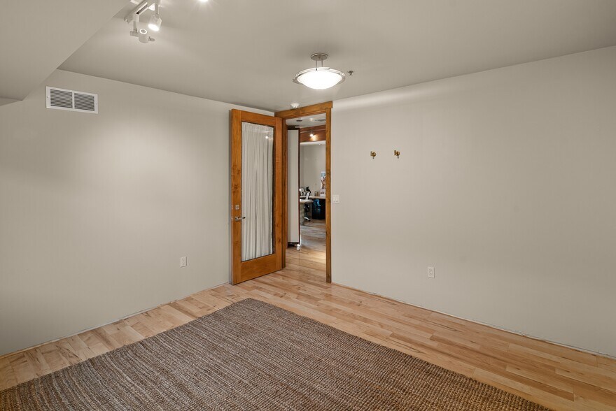 More Photos Of 45 Birch Blvd, Sedona Medical For Lease