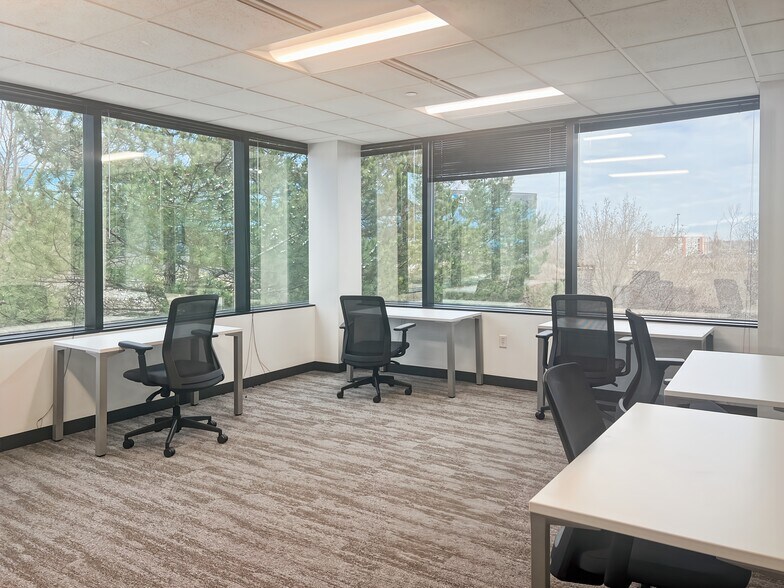 More Photos Of 20225 Water Tower Blvd, Brookfield Coworking Space