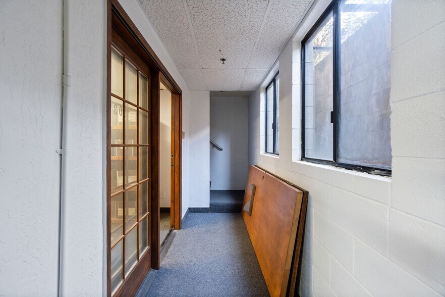 More Photos Of 3520 E Shields Ave, Fresno Medical For Sale