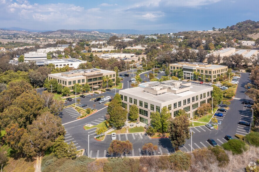 More Photos Of 901 Calle Amanecer, San Clemente Office For Lease