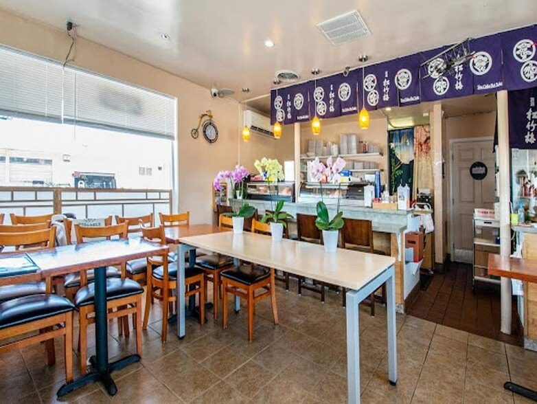 More Photos Of 19740 Mission Blvd, Hayward Restaurant For Sale
