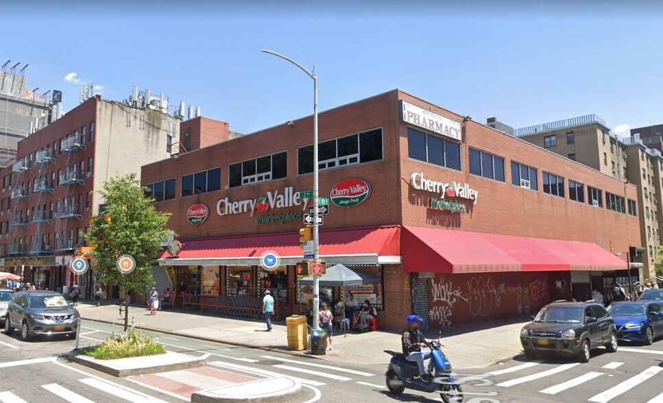 More Photos Of , New York Unknown For Sale