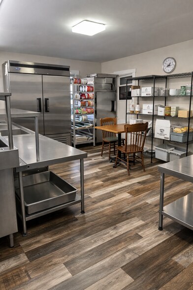 More Photos Of 1607 Magnolia Ave, Buena Vista General Retail For Sale