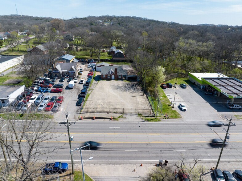 More Photos Of 2817 Dickerson Pike, Nashville Freestanding For Lease