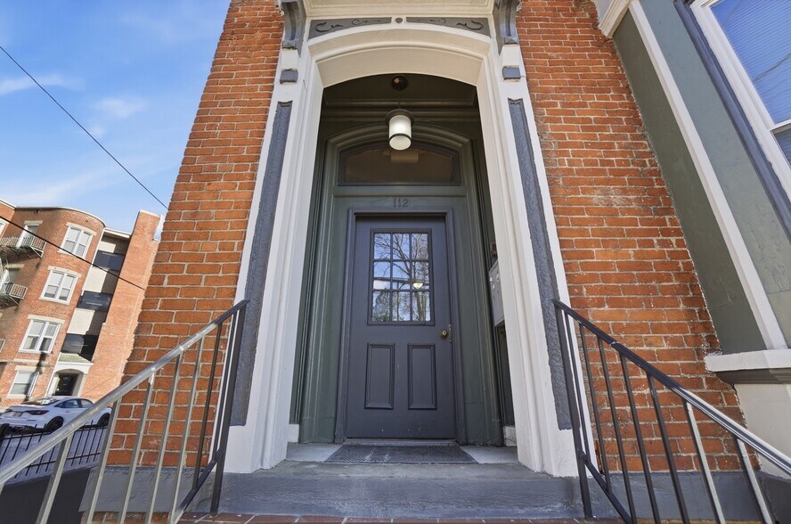 More Photos Of 112-122 E McMillan St, Cincinnati Apartments For Sale