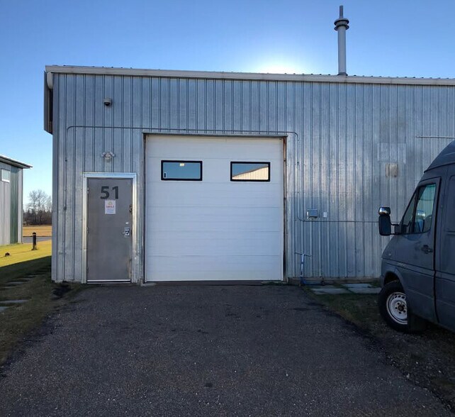 More Photos Of 51401 Range Road 221, Sherwood Park Airplane Hangar For Sale