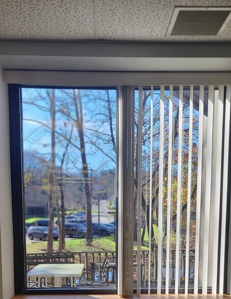 More Photos Of 4074 Mt Royal Blvd, Allison Park Medical For Lease