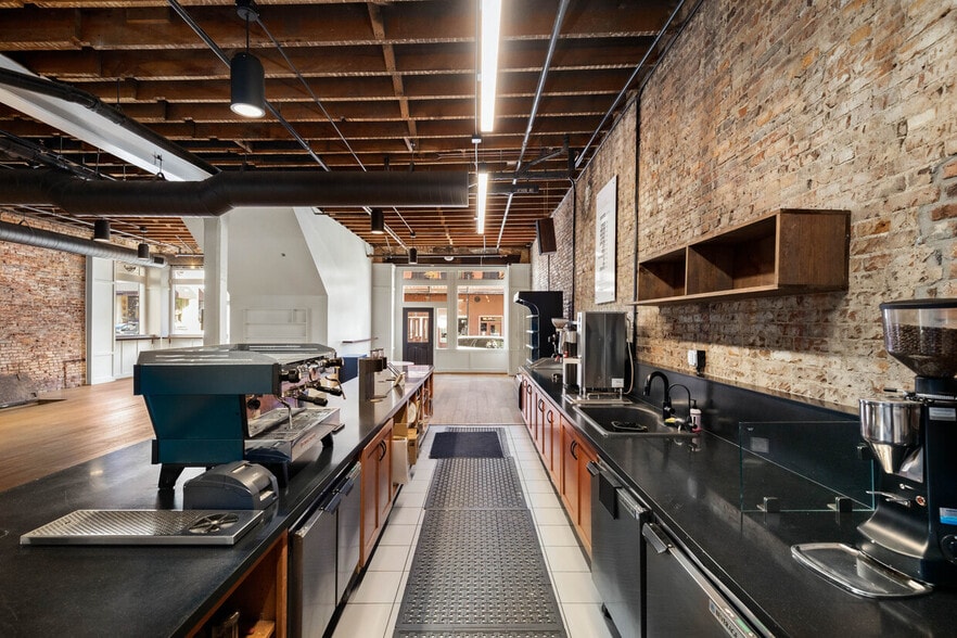 More Photos Of 233 Broad St, Nevada City Hotel For Sale