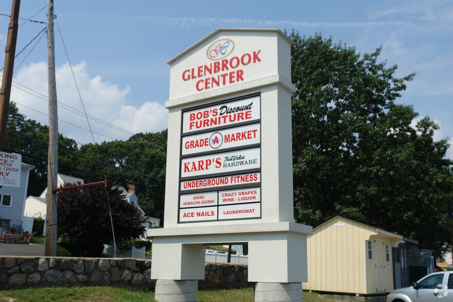 More Photos Of 495 Hope St, Stamford Unknown For Lease