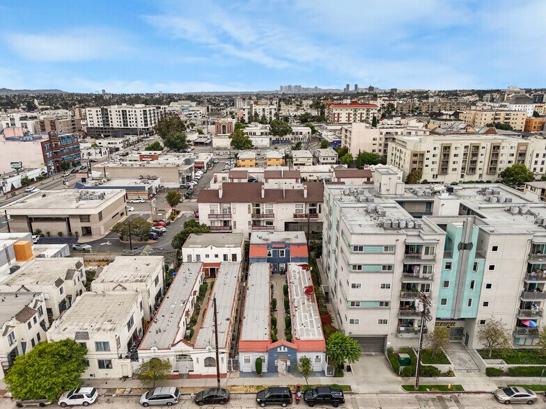 More Photos Of 975 S Ardmore Ave, Los Angeles Apartments For Sale