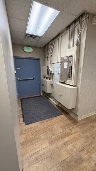 More Photos Of 5144-5174 College Corner Pike, Oxford Freestanding For Lease