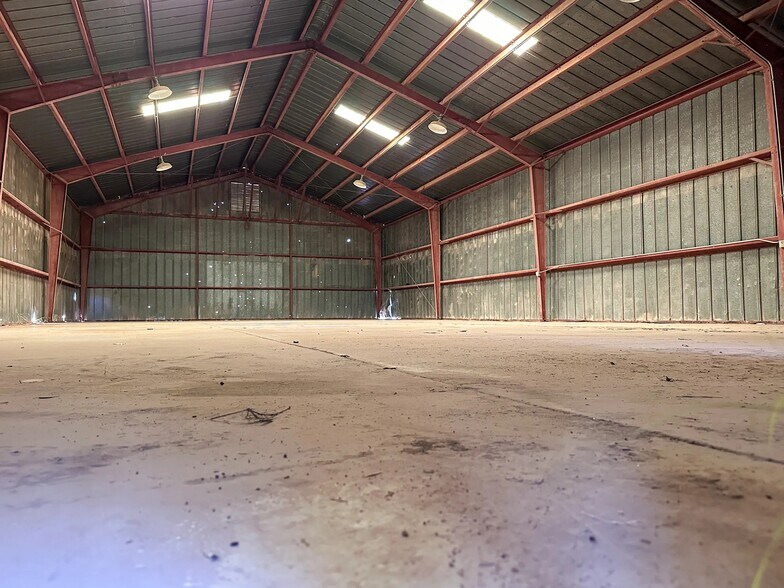 More Photos Of 3418 W Highway 80, Big Spring Warehouse For Sale