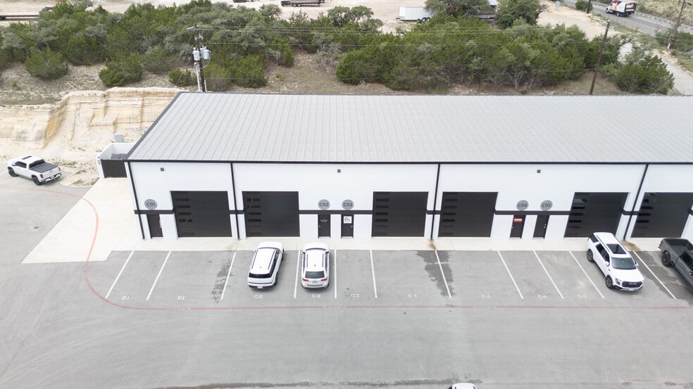 More Photos Of 529 E US HWY, Boerne Unknown For Lease