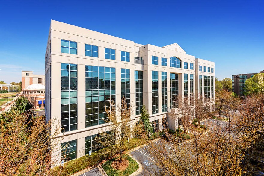 More Photos Of 5605 Carnegie Blvd, Charlotte Office For Lease