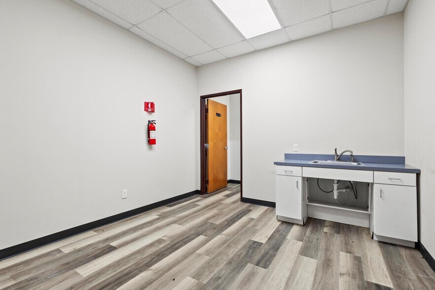 More Photos Of 11416 Hames, Pilot Point Industrial For Lease
