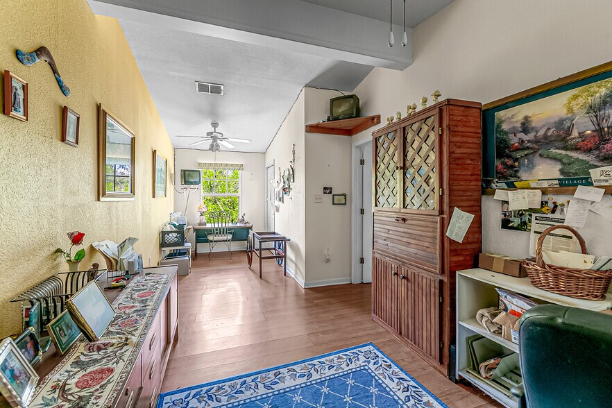 More Photos Of 5660 Micco Rd, Micco Office For Sale