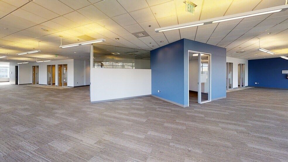 More Photos Of 351 Elliott Ave W, Seattle Unknown For Lease