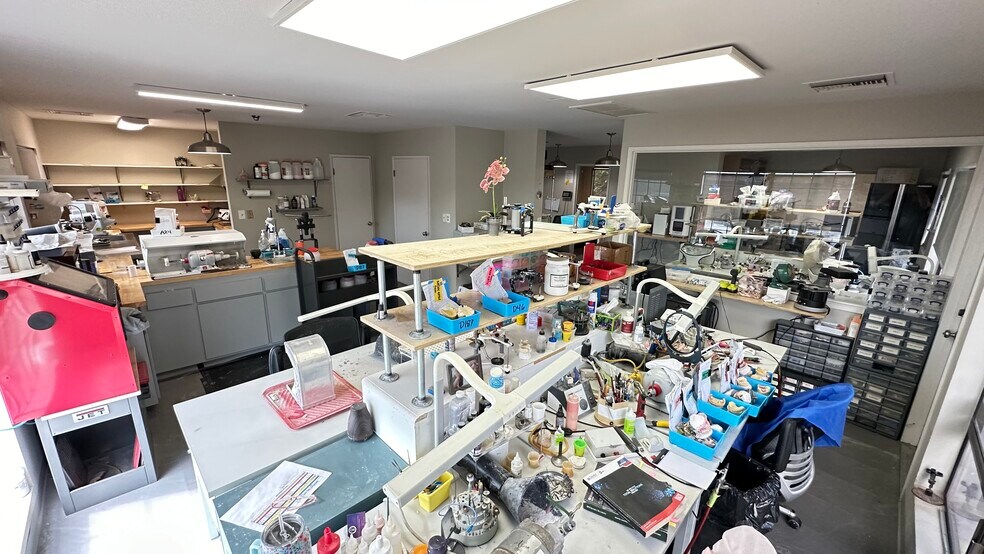 More Photos Of 899 E Grand Ave, Escondido Medical For Sale