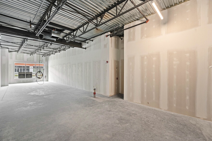 More Photos Of 246 Nolanridge Cres NW, Calgary Storefront For Lease