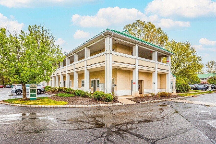 Primary Photo Of 215-236 Bridge St, Metuchen Medical For Sale