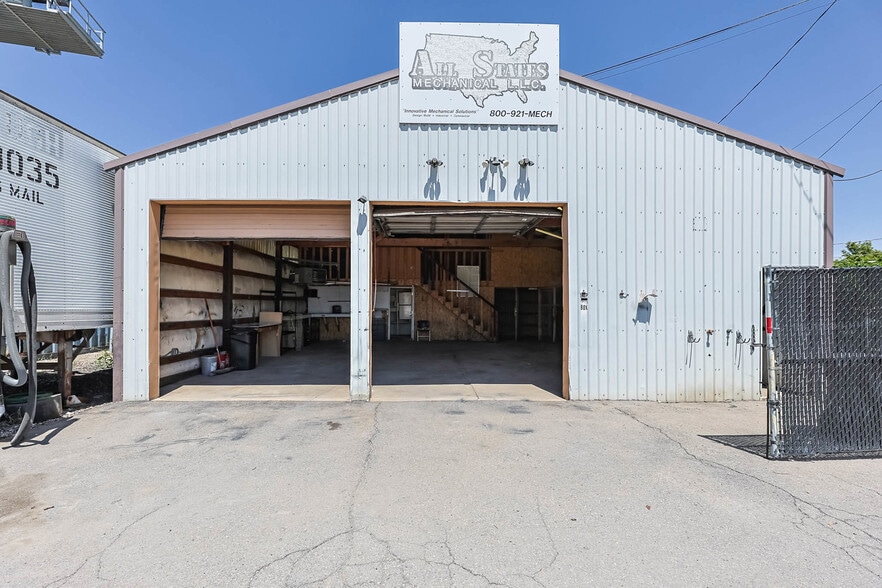 More Photos Of 7706 S Locust St, Midvale Office For Sale