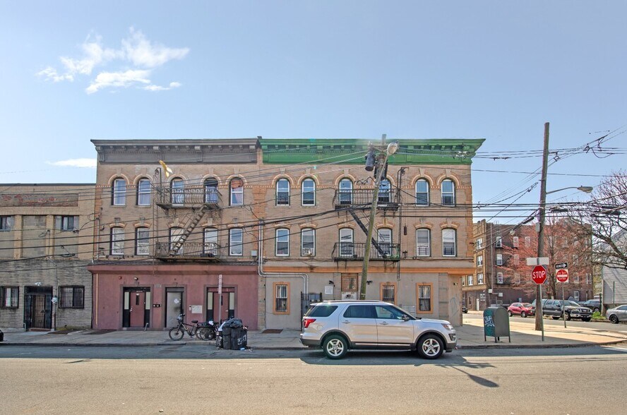 Primary Photo Of 487-489 18th Ave, Newark Apartments For Sale