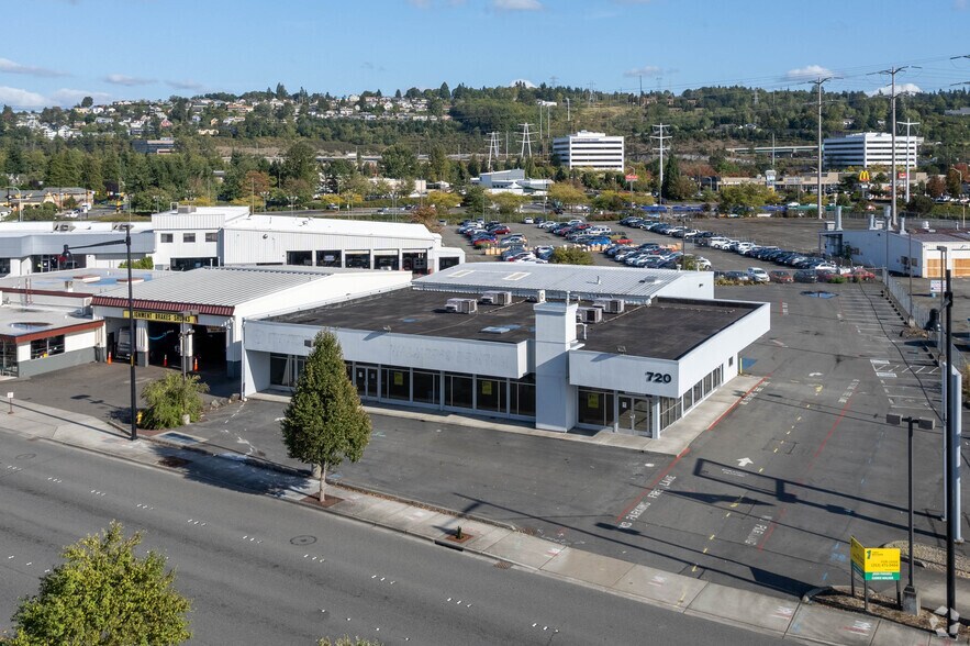 More Photos Of 720 Rainier Ave S, Renton Auto Dealership For Sale