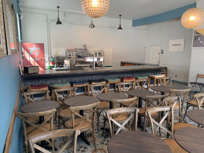 More Photos Of 3248 22nd St, San Francisco Storefront Retail Residential For Lease