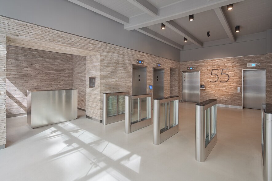 More Photos Of 55 Washington St, Brooklyn Office For Lease