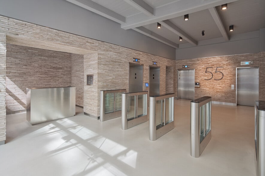 More Photos Of 55 Washington St, Brooklyn Office For Lease