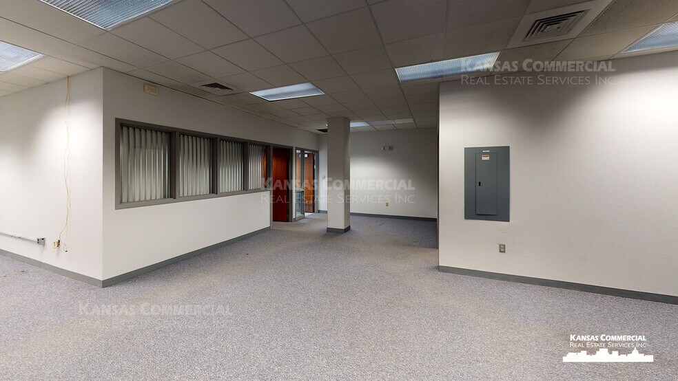 More Photos Of 400 SE Quincy St, Topeka Office For Lease