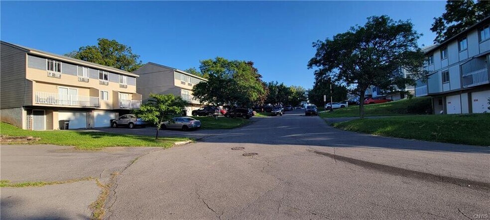 More Photos Of 205-274 Robert Dr, Syracuse Apartments For Sale