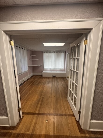 More Photos Of 1421 N Limestone St, Gaffney Office For Sale