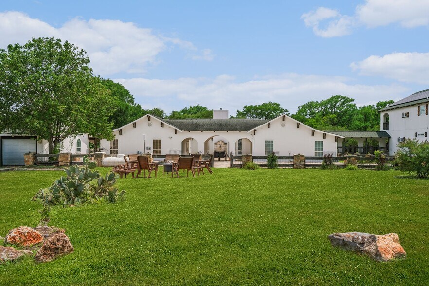 More Photos Of 1100 Hwy 39, Ingram Specialty For Sale
